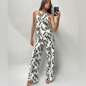 Zara Printed Halter Pique Top NWT set size small  (palm leaf 2 peice matching)